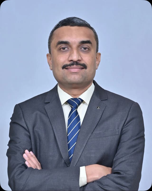 Dr. Chetan Kapadnis