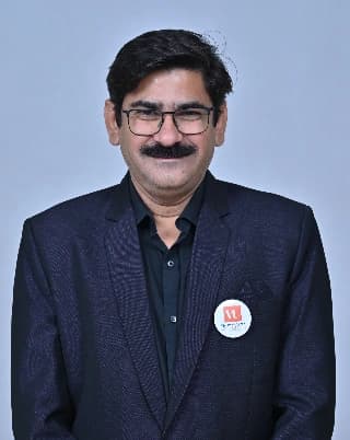 Mr. Deepak Ramesh Giri